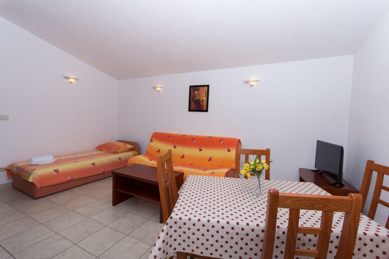 Apartments Fumija Τρογκίρ Εξωτερικό φωτογραφία