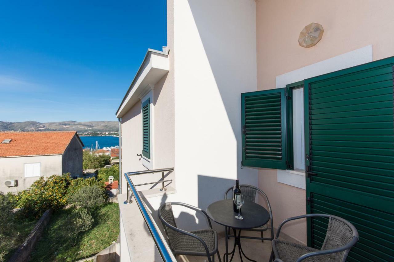 Apartments Fumija Τρογκίρ Εξωτερικό φωτογραφία