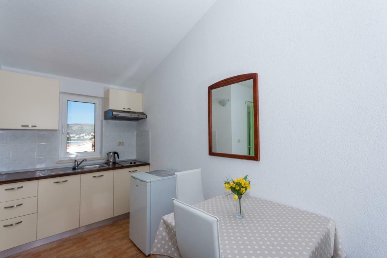Apartments Fumija Τρογκίρ Εξωτερικό φωτογραφία